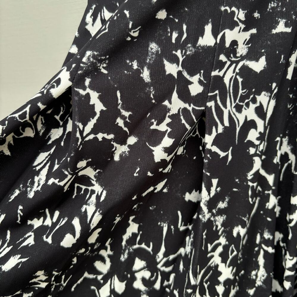 Tory Burch Sophia Black and White Floral Print Mid-length Dress Size Small - Picture 8 of 9